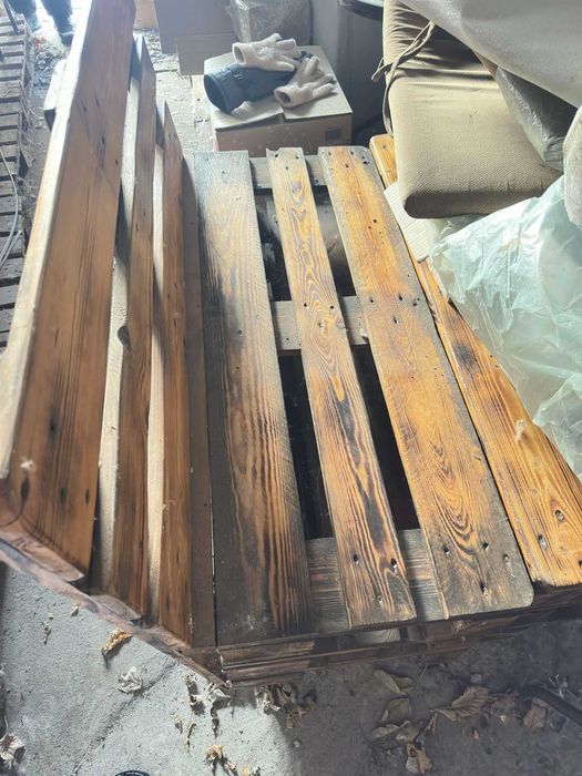 Міцний диван з палет (можна на вулицю)