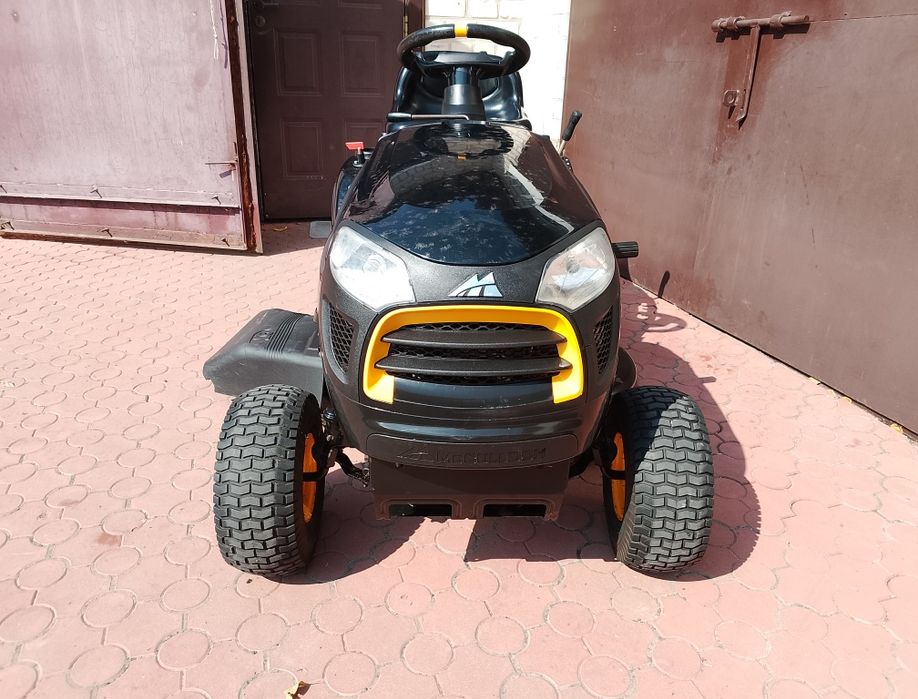 Тракторець газонокосарка McCulloch газонокосилка