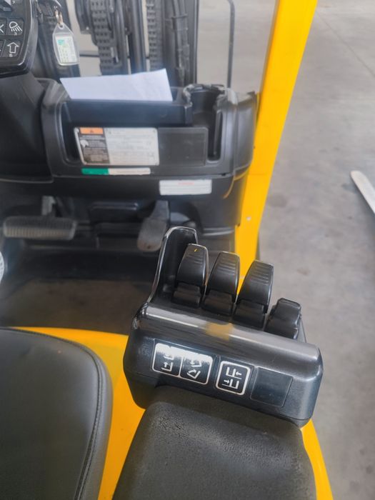 Empilhador Gás HYSTER triplex