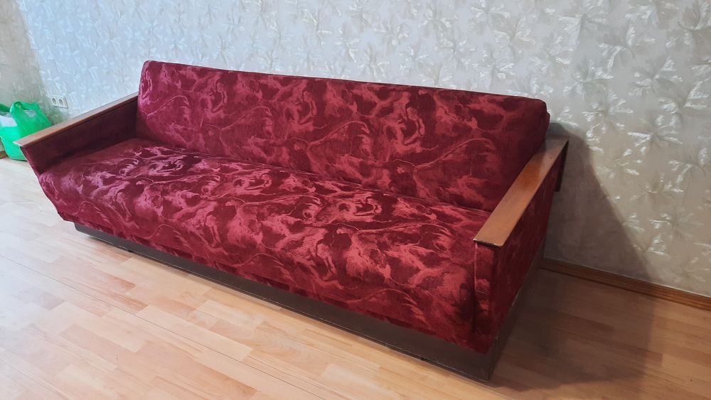 Диван безкоштовно