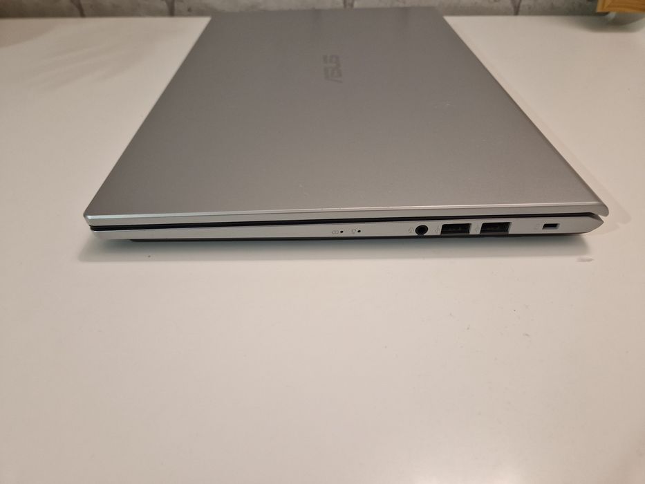 Laptop Asus X515EA-BQ1226W 15,6 " Intel Core i3 8 GB / 512 GB srebrny