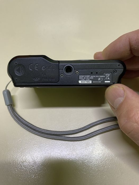 Фотоаппарат Sony Cyber-shot DSC-S2000