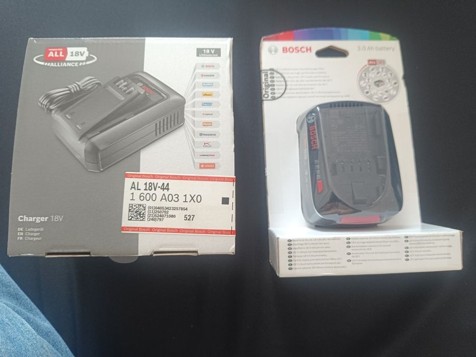 Akumulator + Ładowarka Bosh. Nowe. 18v 3.0ah