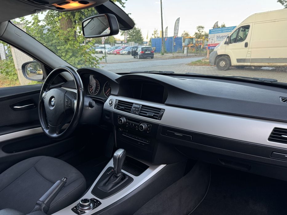 BMW 318d E91 2.0 Diesel Automat RATY– 2010 rok