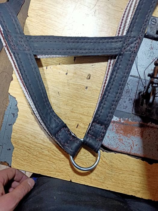 Уздечки, недоуздки