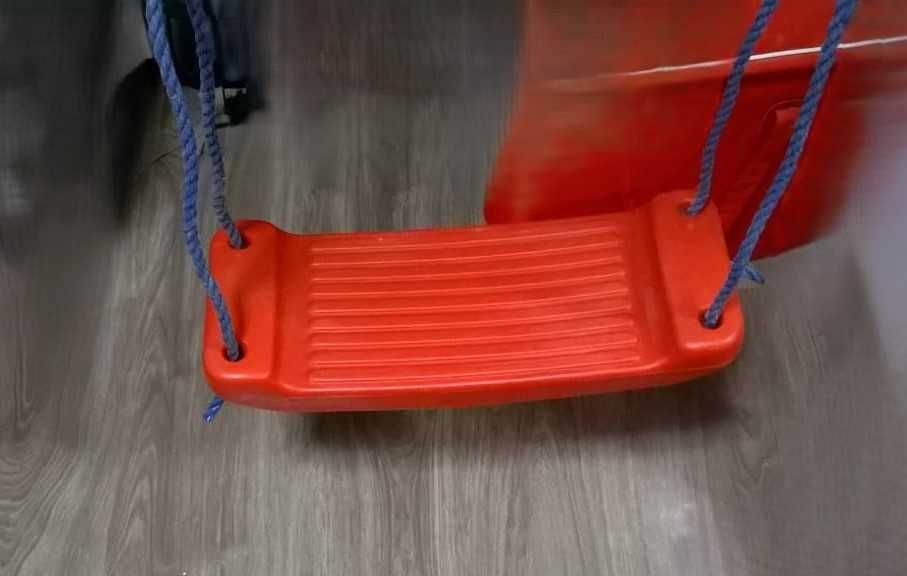 Baloiço para criança, Raquetes de badminton e Raquetes de praia