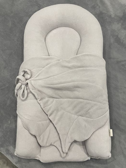 Кокон для немовлят