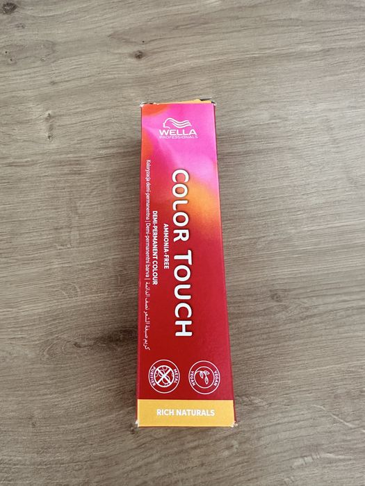 Farba do włosów Wella Rich Naturals