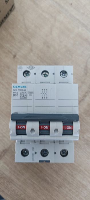 Wyłącznik nadprądowy Siemens