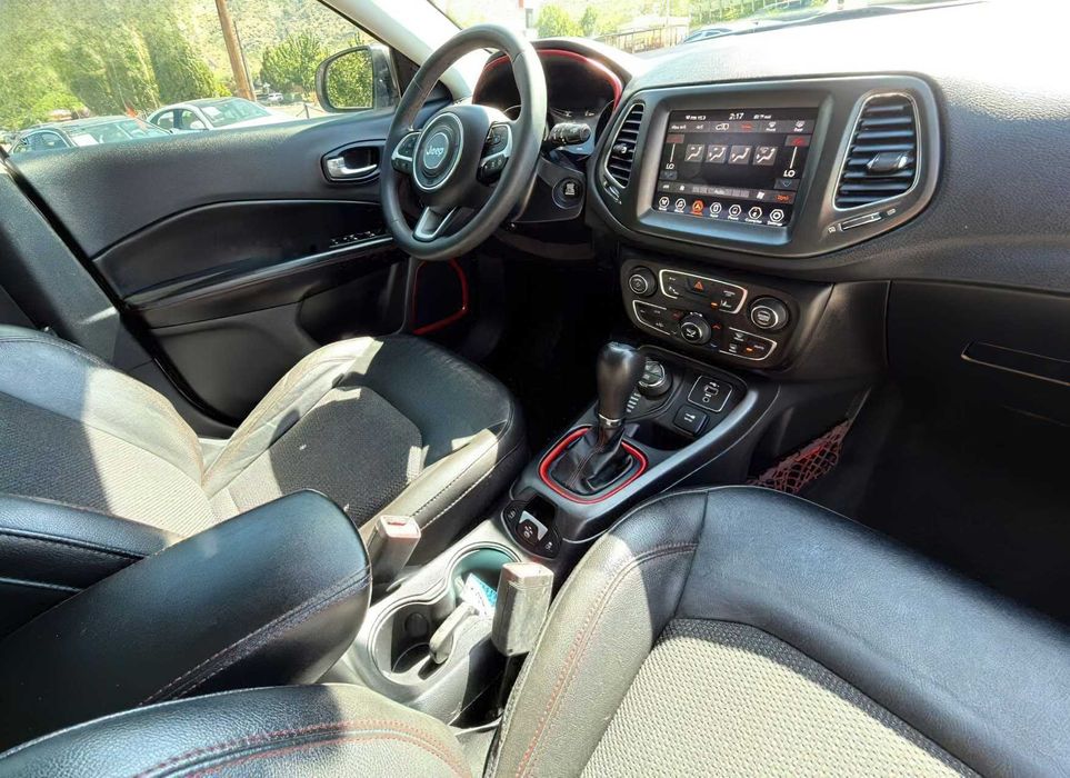 Jeep Compass      2021