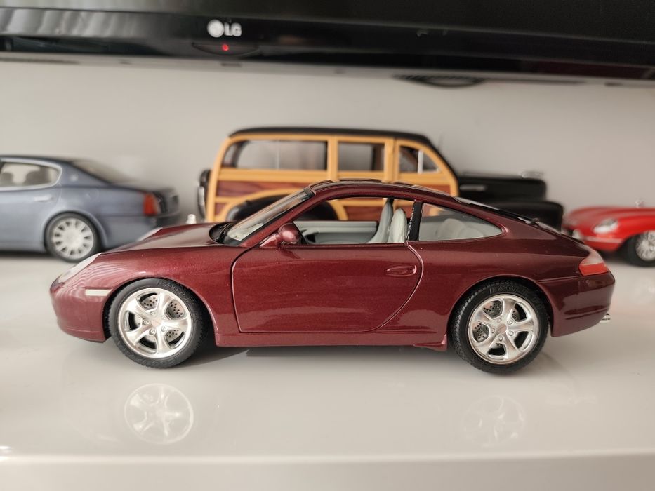 1/18 Porsche Carrera 911 burago carro coleção miniatura