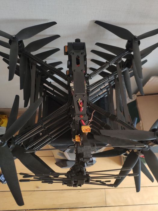 Дрон для ППО FPV квадрокоптер перехоплювач ворожих дронів