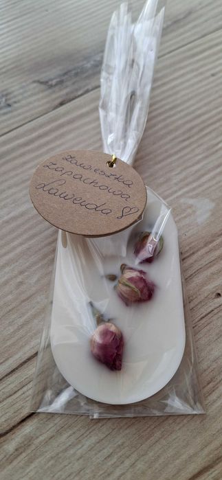 Zawieszki zapachowe z wosku sojowego