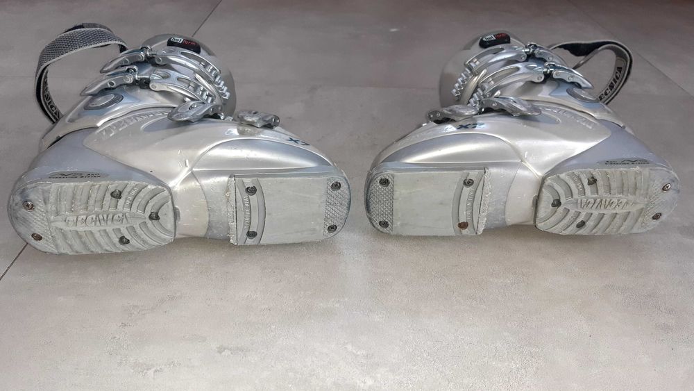 Buty narciarskie dziecęce