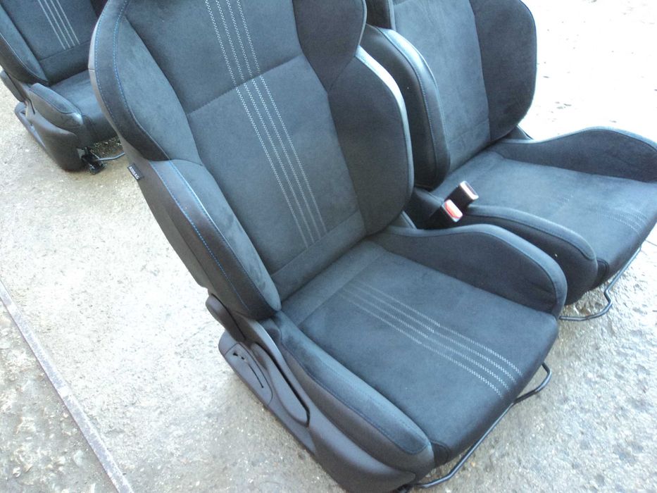 Renault Рено Меган 4 GT рекаро ковші шкіра алькантара сидіння мерс vw