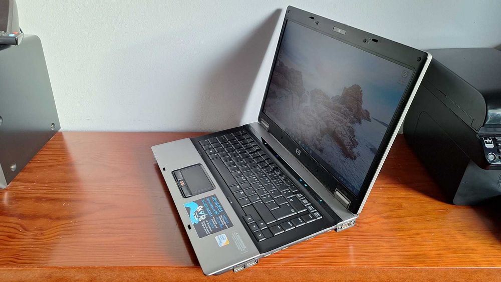 HP 6730b- Intel P8700 2.53GHz- 4GB Ram- HDD 250GB
