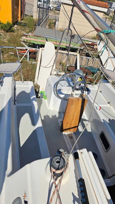 jacht  Antila 26 używany prywatnie w Chorwacji