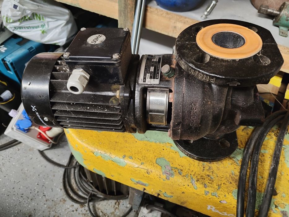 Pompa wody grundfos 3 fazy glikolu oto
