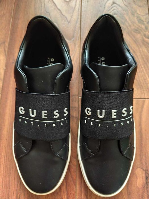 Nowe męskie sneakersy guess