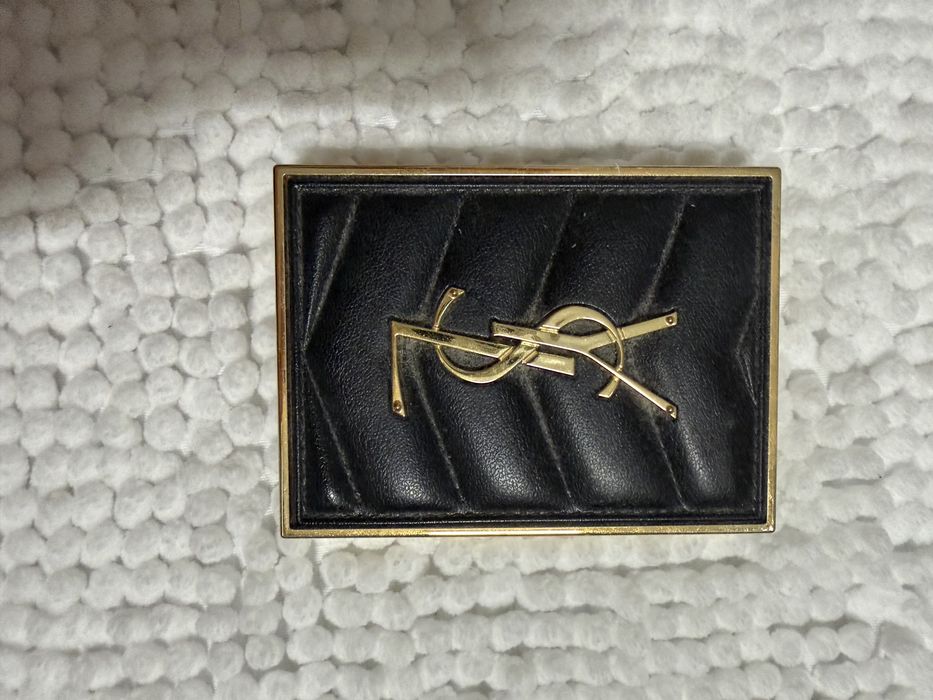 Cienie do oczu YSL
