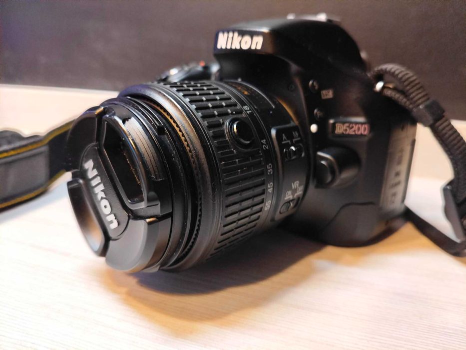 Aparat lustrzanka NIKON D5200 + OBIEKTYW 18-55 mm