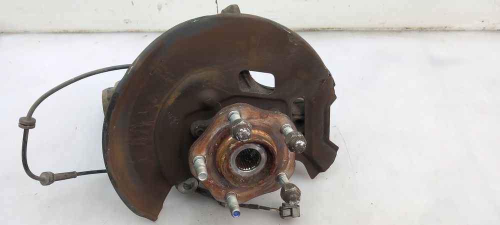 Manga de eixo frente esquerda NISSAN X-Trail (T32)