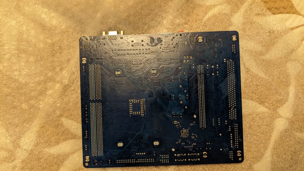 Материнская плата AS Rock n68-vs3 ucc: 400 грн. - Комплектуючі та ...