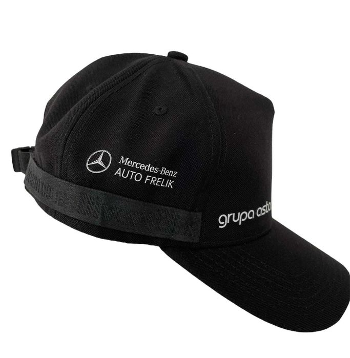 Czapka z daszkiem z podpisem żużlowca HANSA NIELSENA