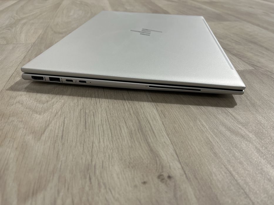 HP Elitebook 860 G10 i7-13th 32GB 1TB