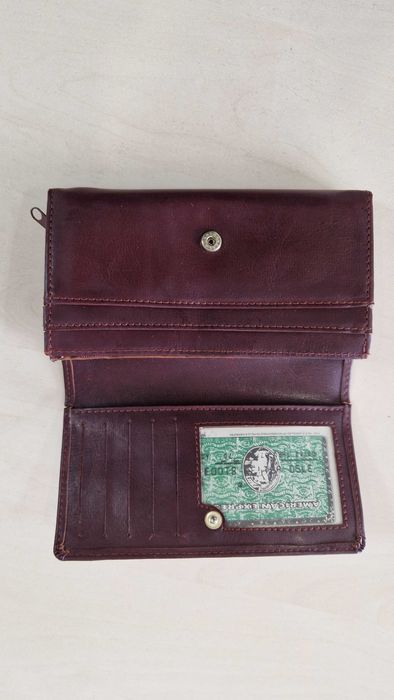 Skórzany damski portfel Nicole