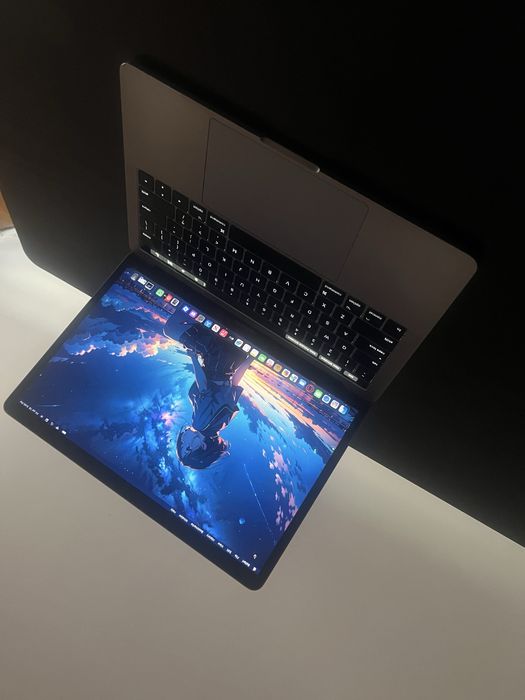 MacBook Pro 13” 2017 | i5 | 8GB RAM | Bom estado | Ideal p/ estudantes