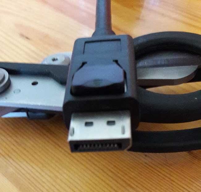 Переходник  DisplayPort   HDMI
