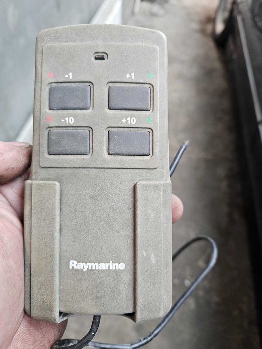 Raymarine pilot autopilota Raytheon SeaTalk Z101