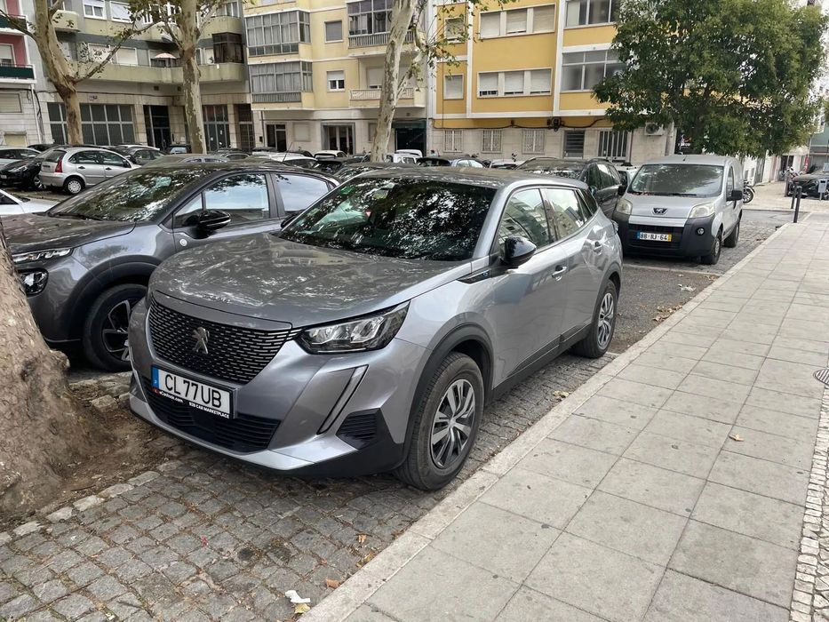 Peugeot e-2008