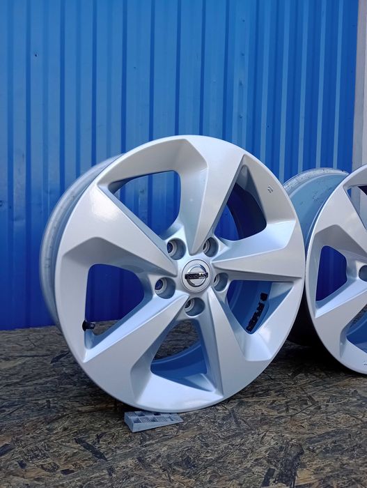 Felgi Aluminiowe 5X114,3 R17 7J ET40 Nissan Qashqai X-trail Juke Townstar Pulsar