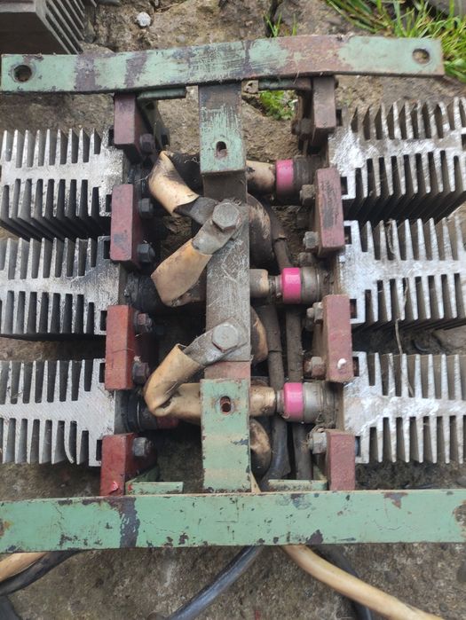 Діоди 161.320.з радіатором