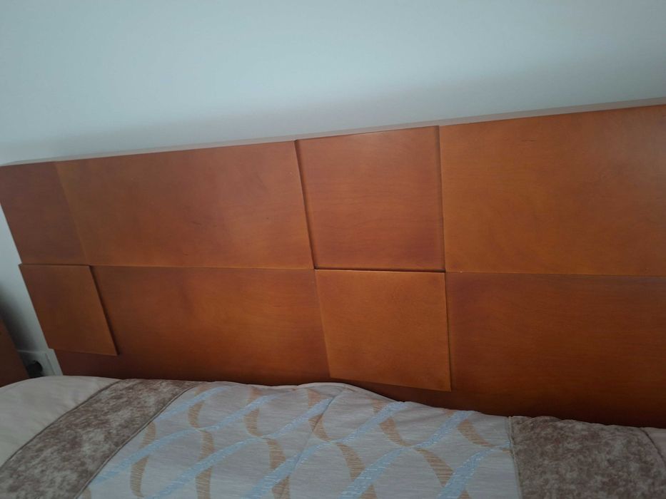 Cama de casal para colchão de 1'50