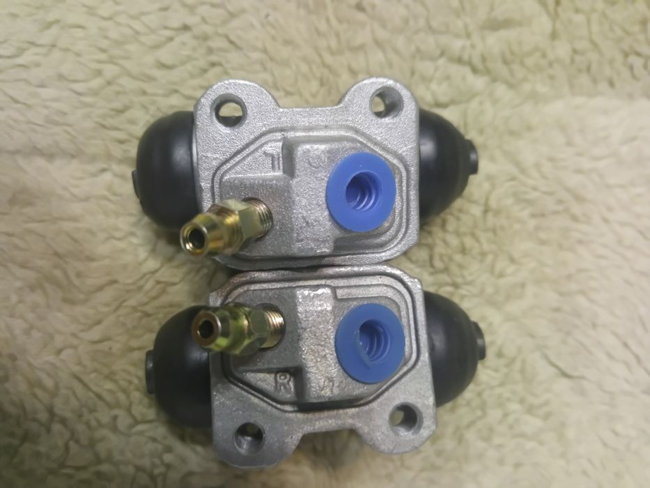 Продам новые цилиндры тормозные  на Geely CK