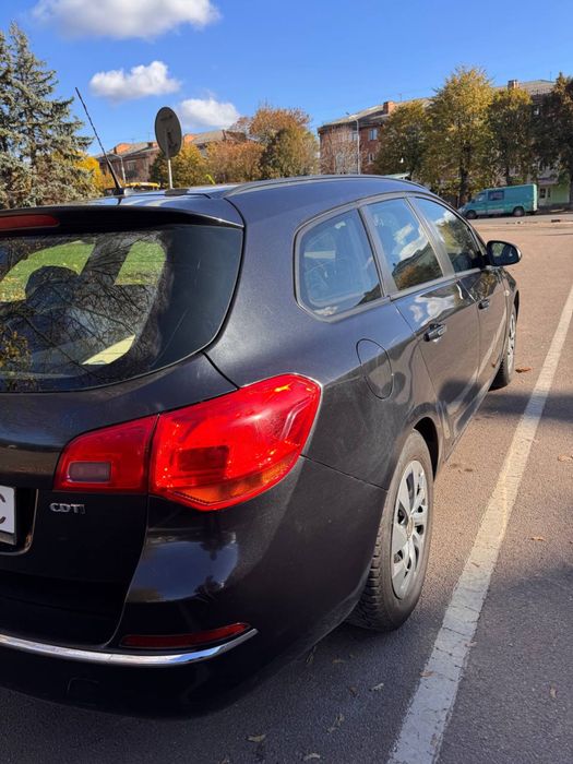 Opel Astra J 2013
