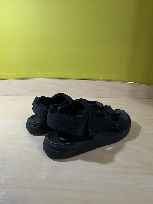 бусоніжки чорні (H&M)