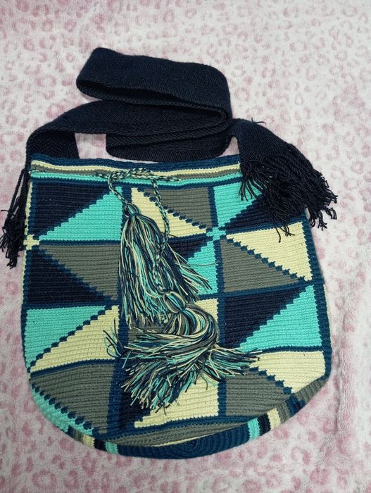 Dwie torebki ręcznie robione