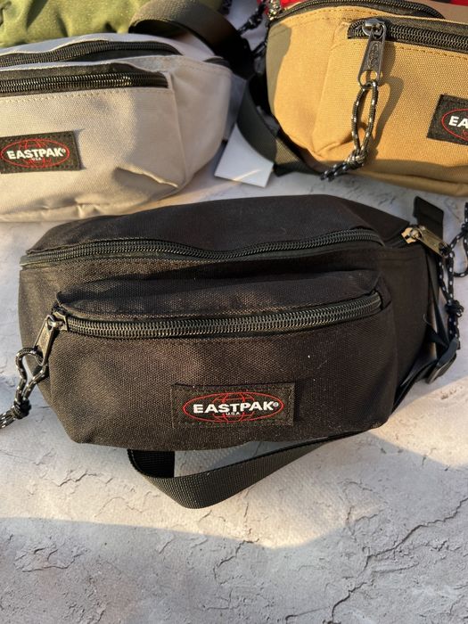Бананка eastpak сумка сумочка барсетка мессенджер истпак месенджер