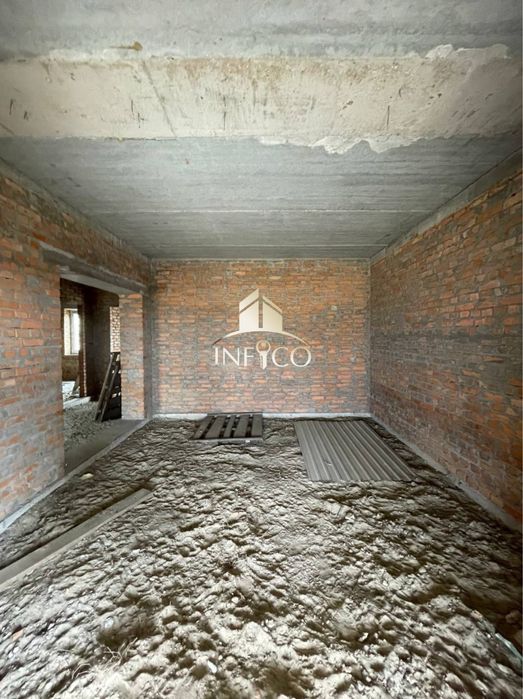 Продаж будинку на стадії будівництва