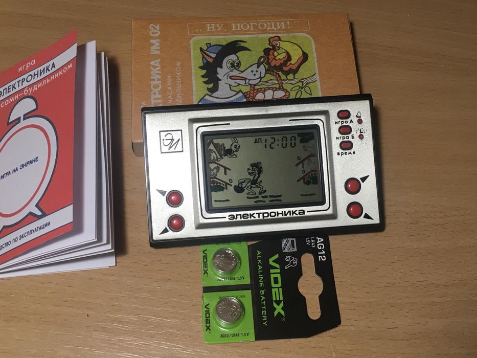 Игра электроника волк ловит яйца ну погоди