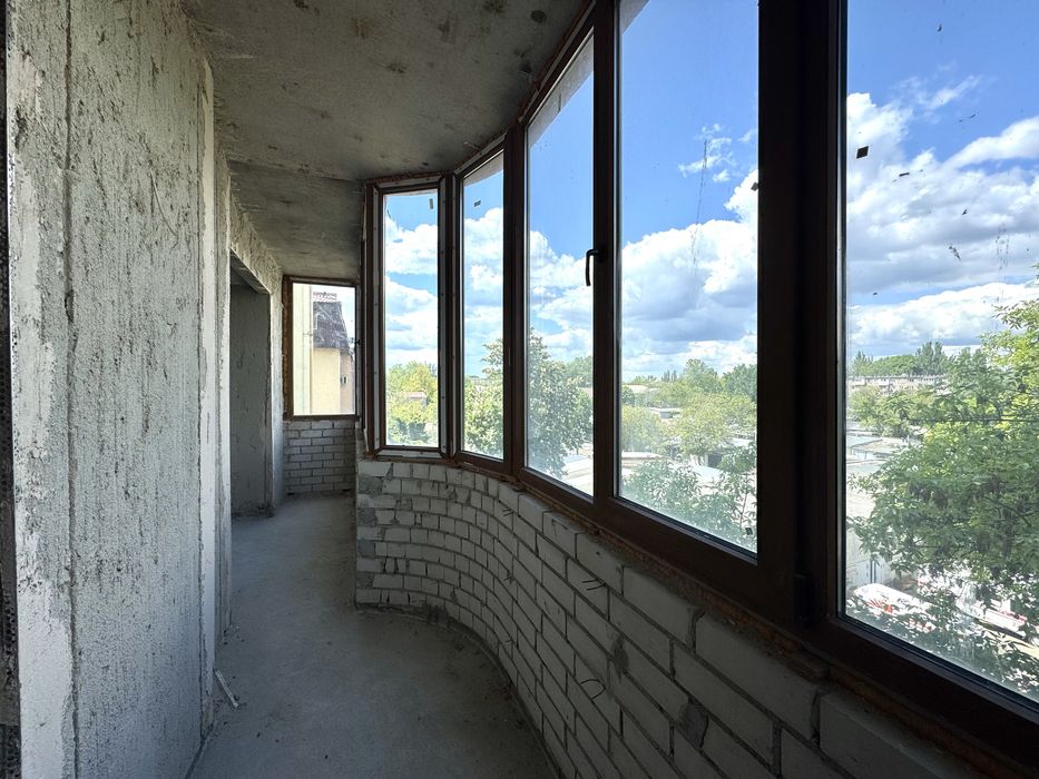 Продажа 2к в новом доме на Космонавтов