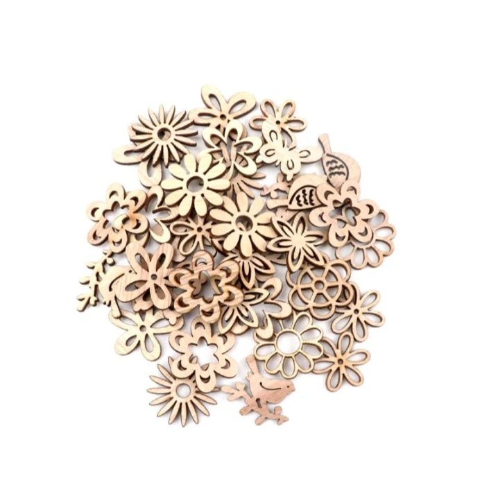 Набор деревянных фигурок, украшений,бирок, подвесок