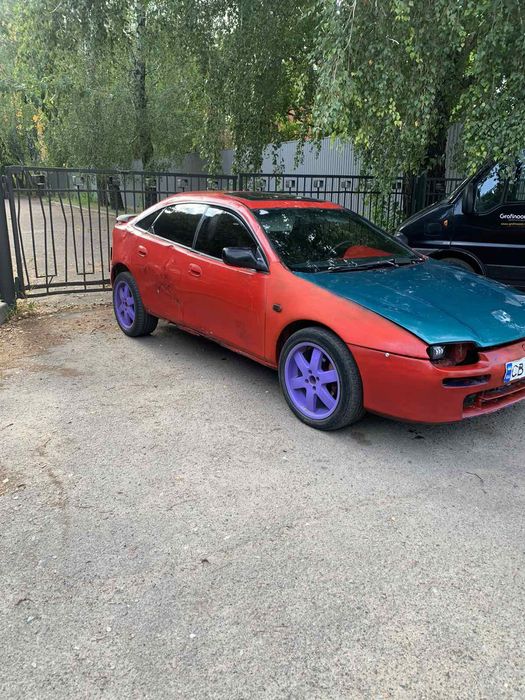 Продам мазду 323f ba