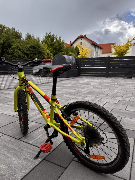 Rower dziecięcy CUBE 20 stan bdb