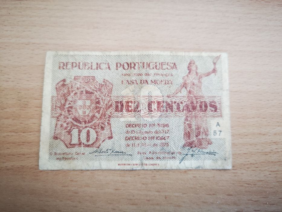 Nota de 10 centavos em bom estado