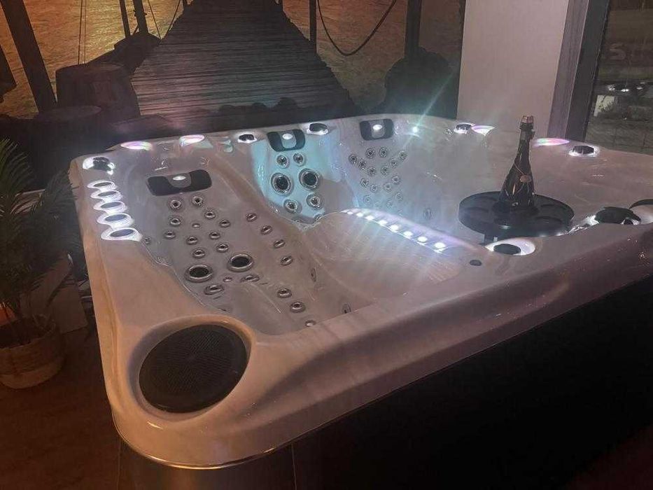 Spa Euphoria M. W. Passion  baixa de preço. 11.070€ Bombástico!